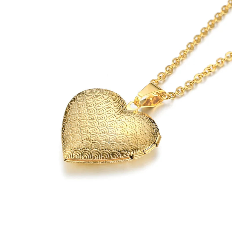Monogram floral Oval heart locket pendant necklaces