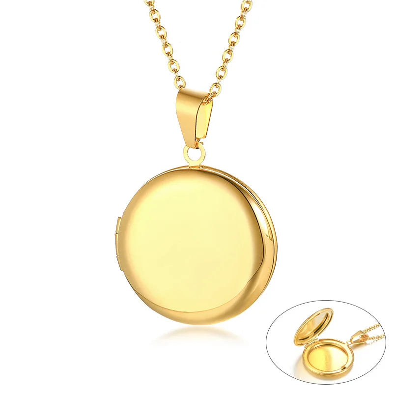 Monogram floral Oval heart locket pendant necklaces