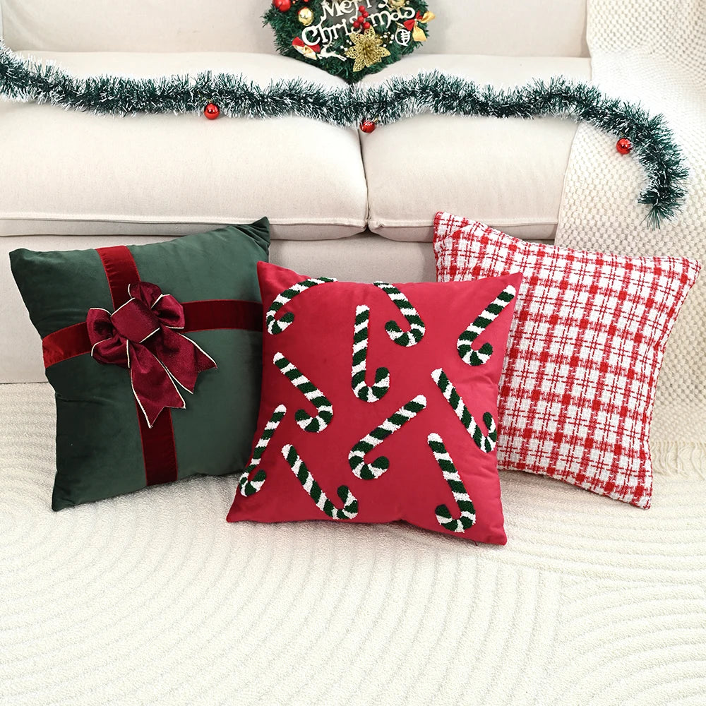 Sorino Dutch Velvet Christmas Embroidered Pillowcase