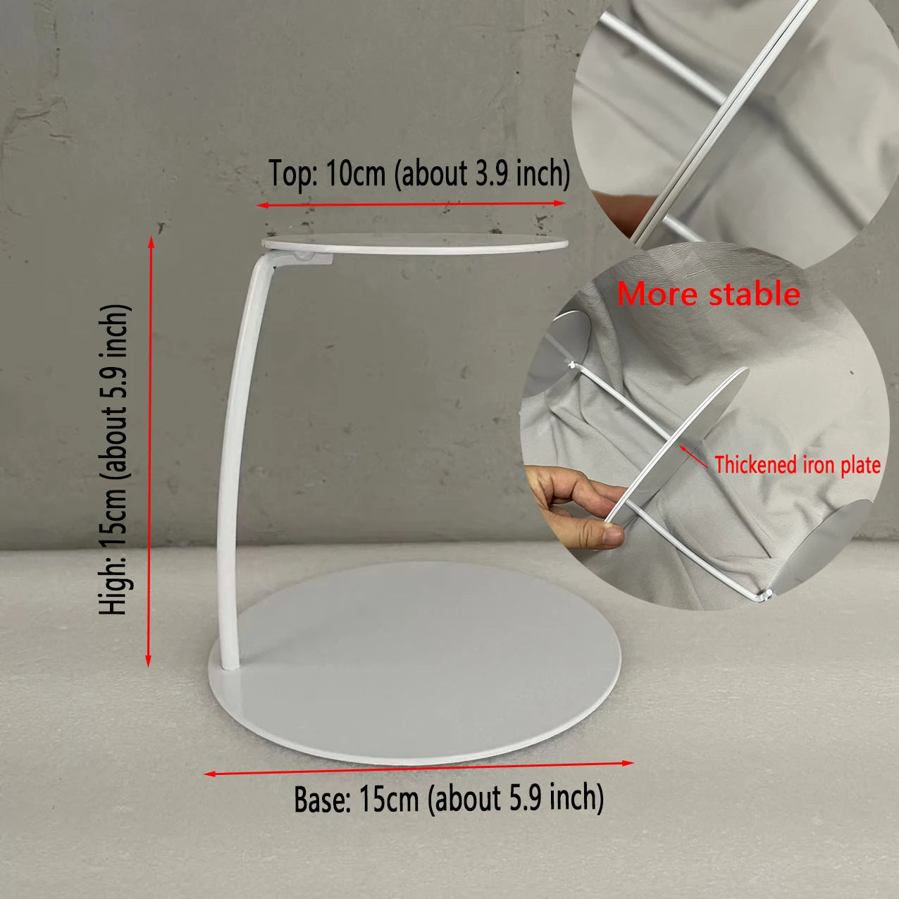 Cake stand floating