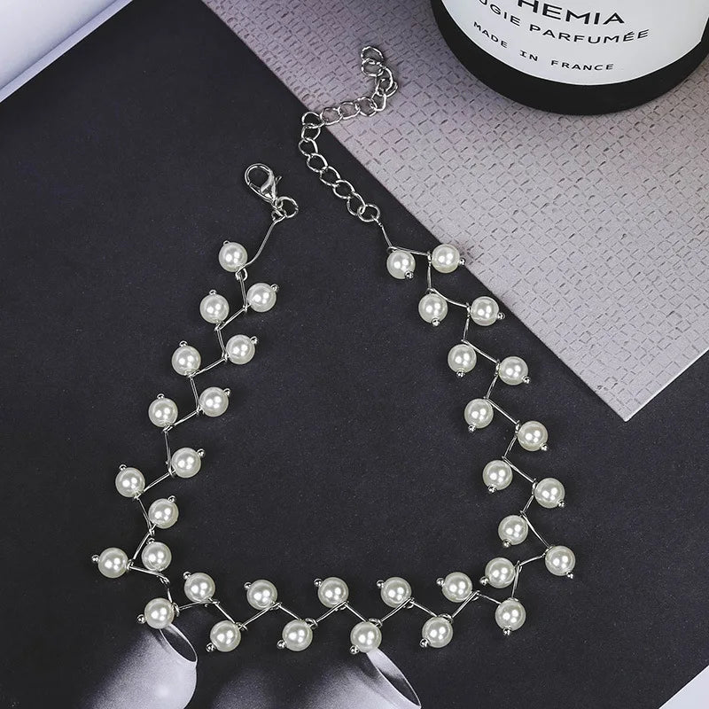 Neck pearl choker necklaces