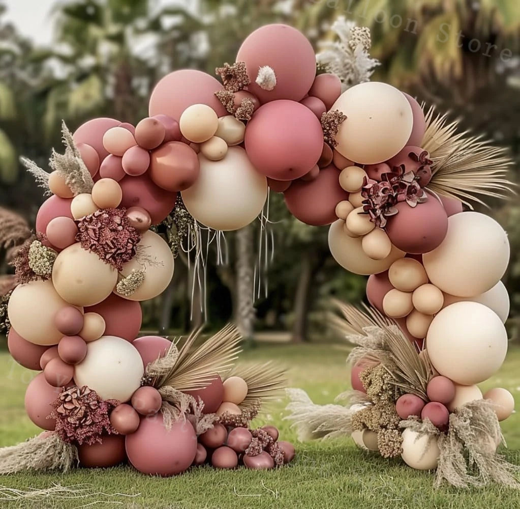 Sayrani balloon arch decoration