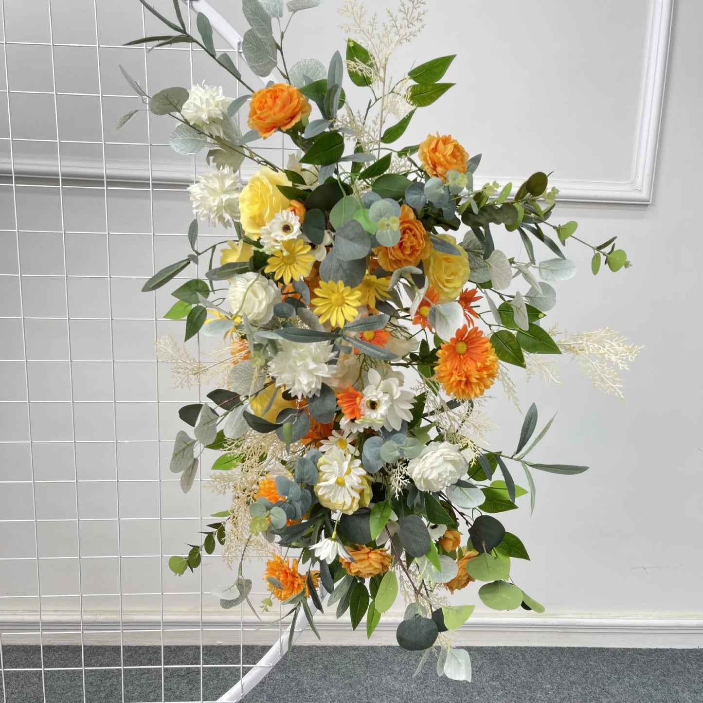 Artificial Crescent Flower Table & Arch Decoration