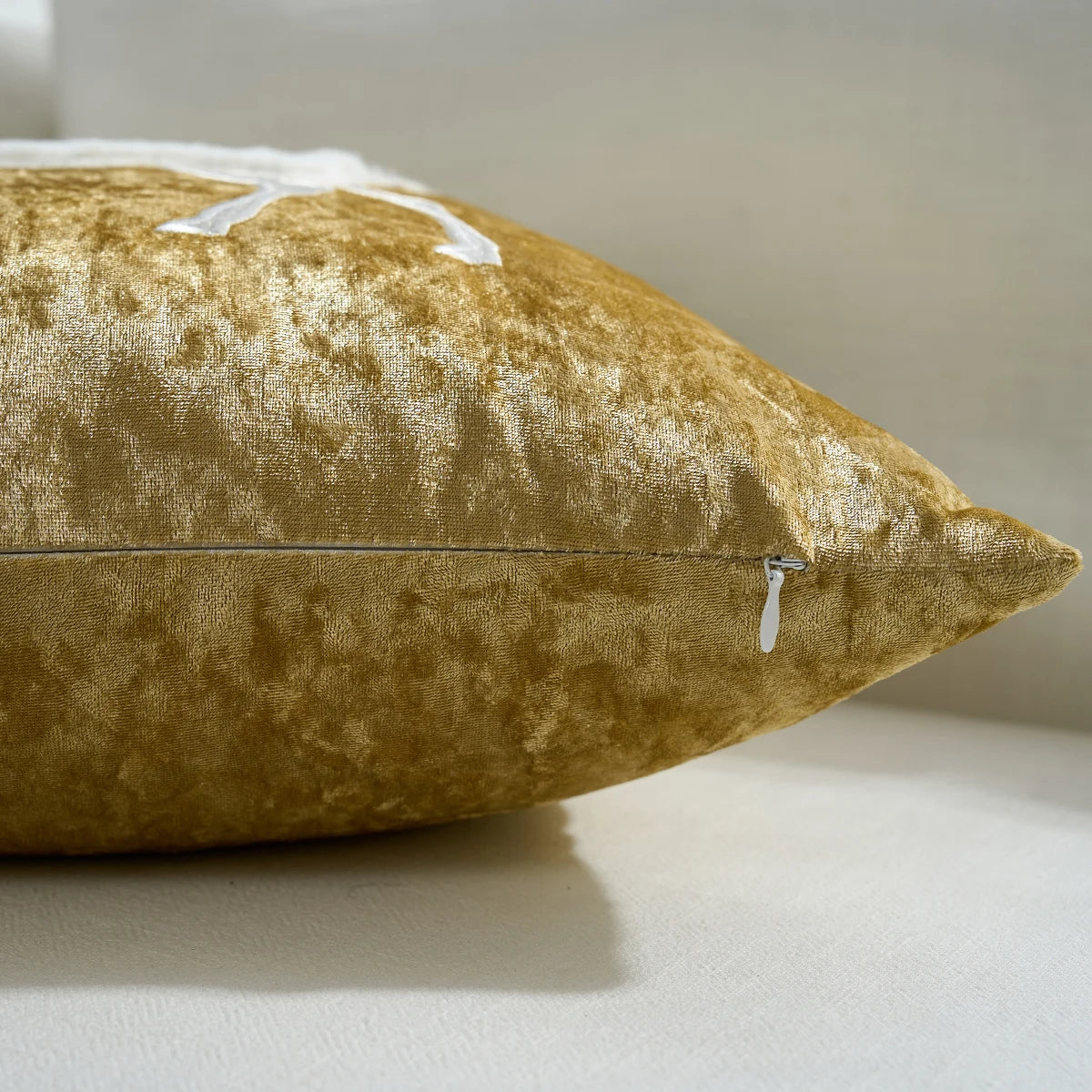 Gold Holiday Throw Pillow Cover 18×18