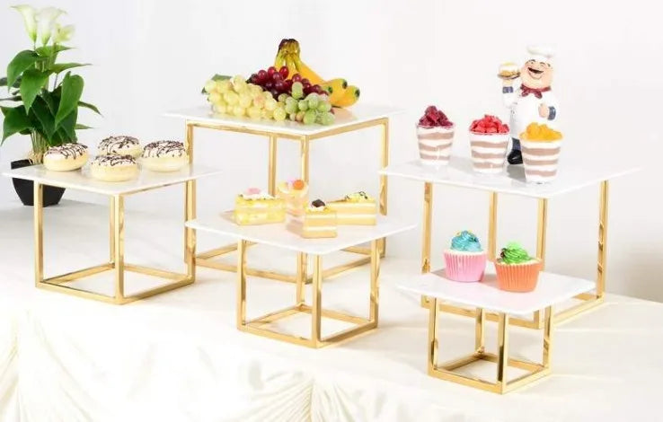 Buffet stands