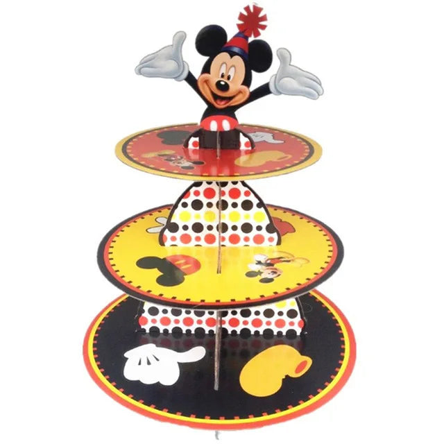 Minnie mouse cake decoration