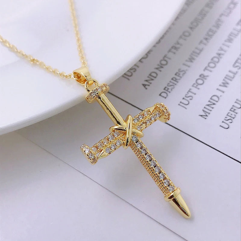 Cross pendant Zircon ston necklace