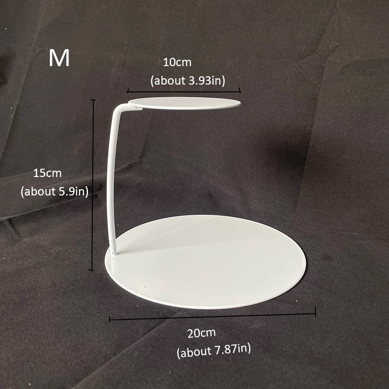Cake stand floating