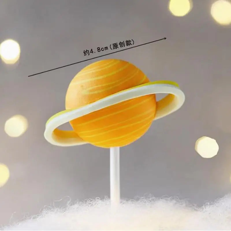 Space Astronaut cake decoration