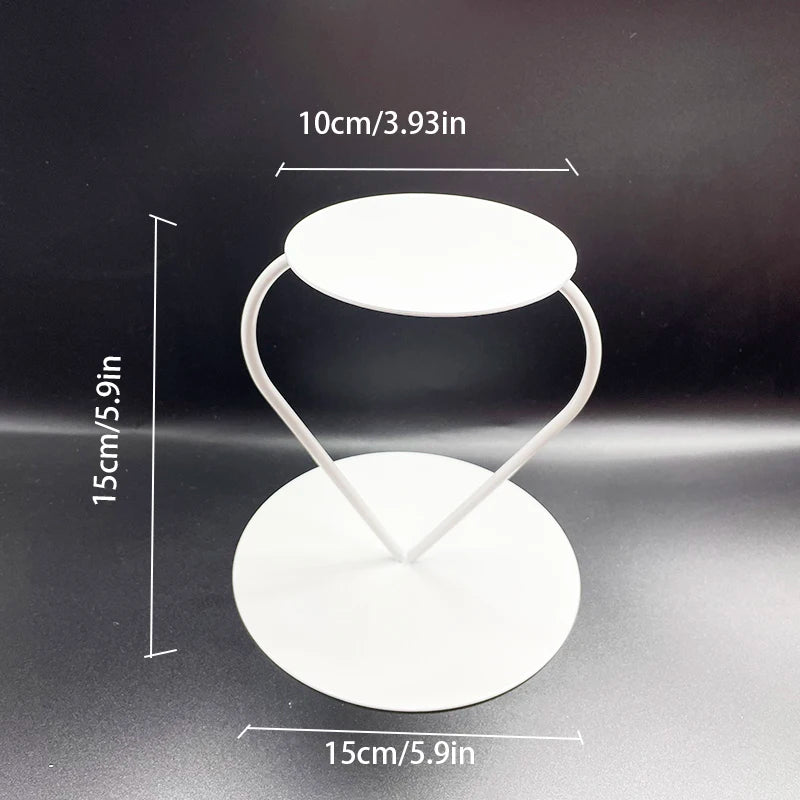 Cake stand floating