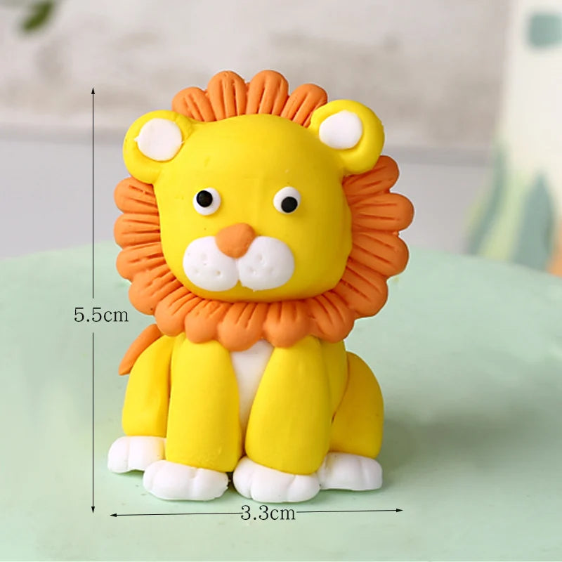 Forest animal cake decoration