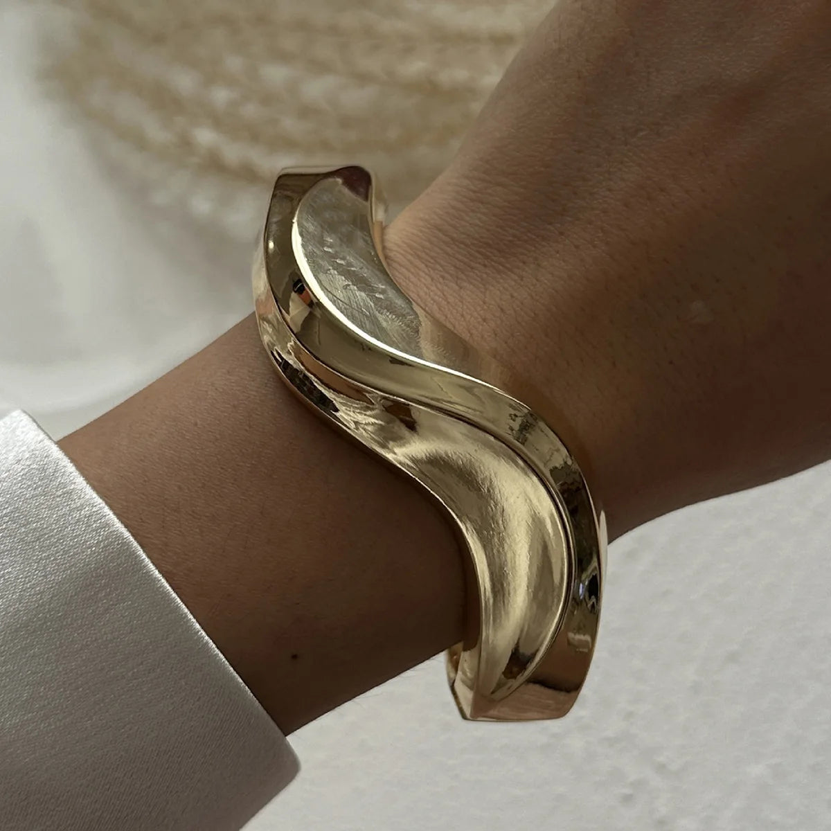 Rizana golden bracelets