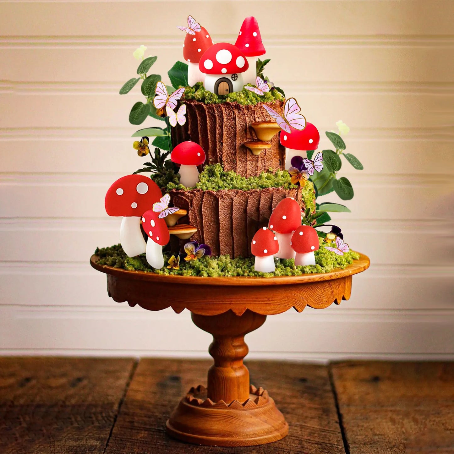 LaVenty Mushroom house cake decoration