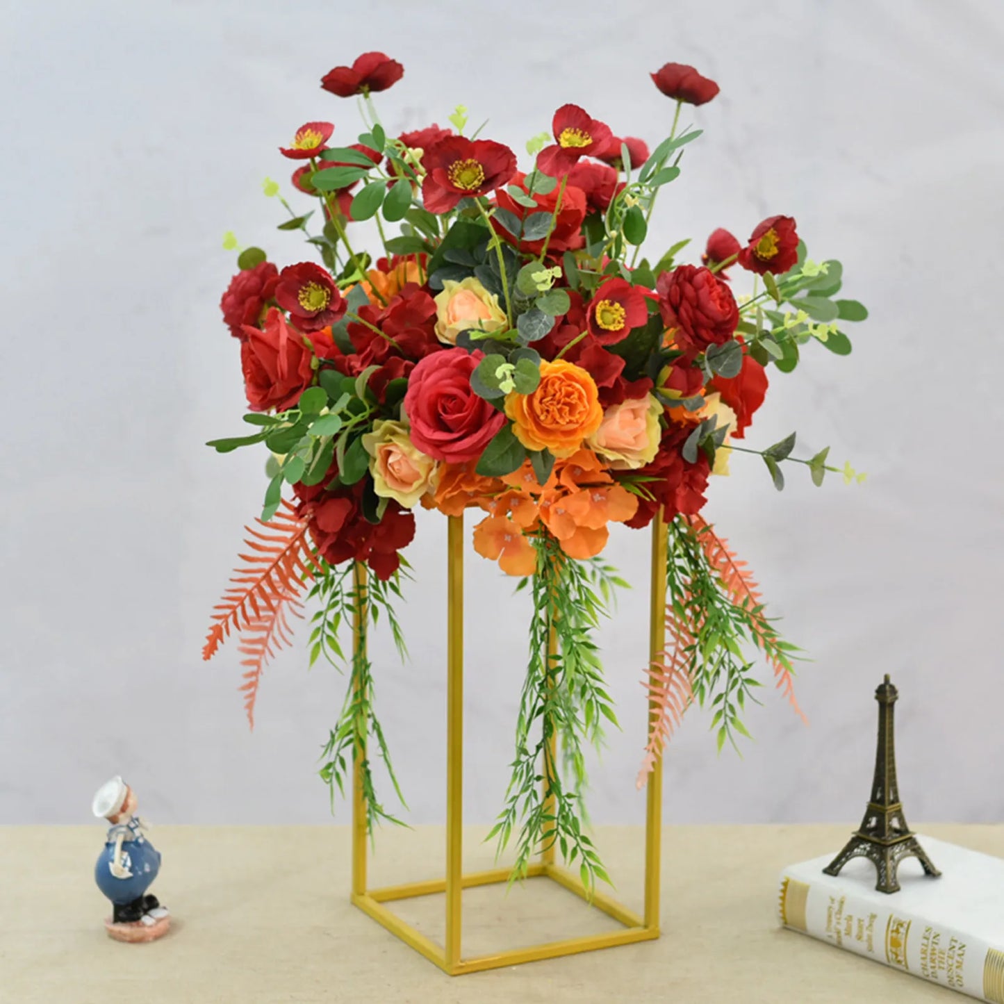 Gold metal flower stand 4 PCS