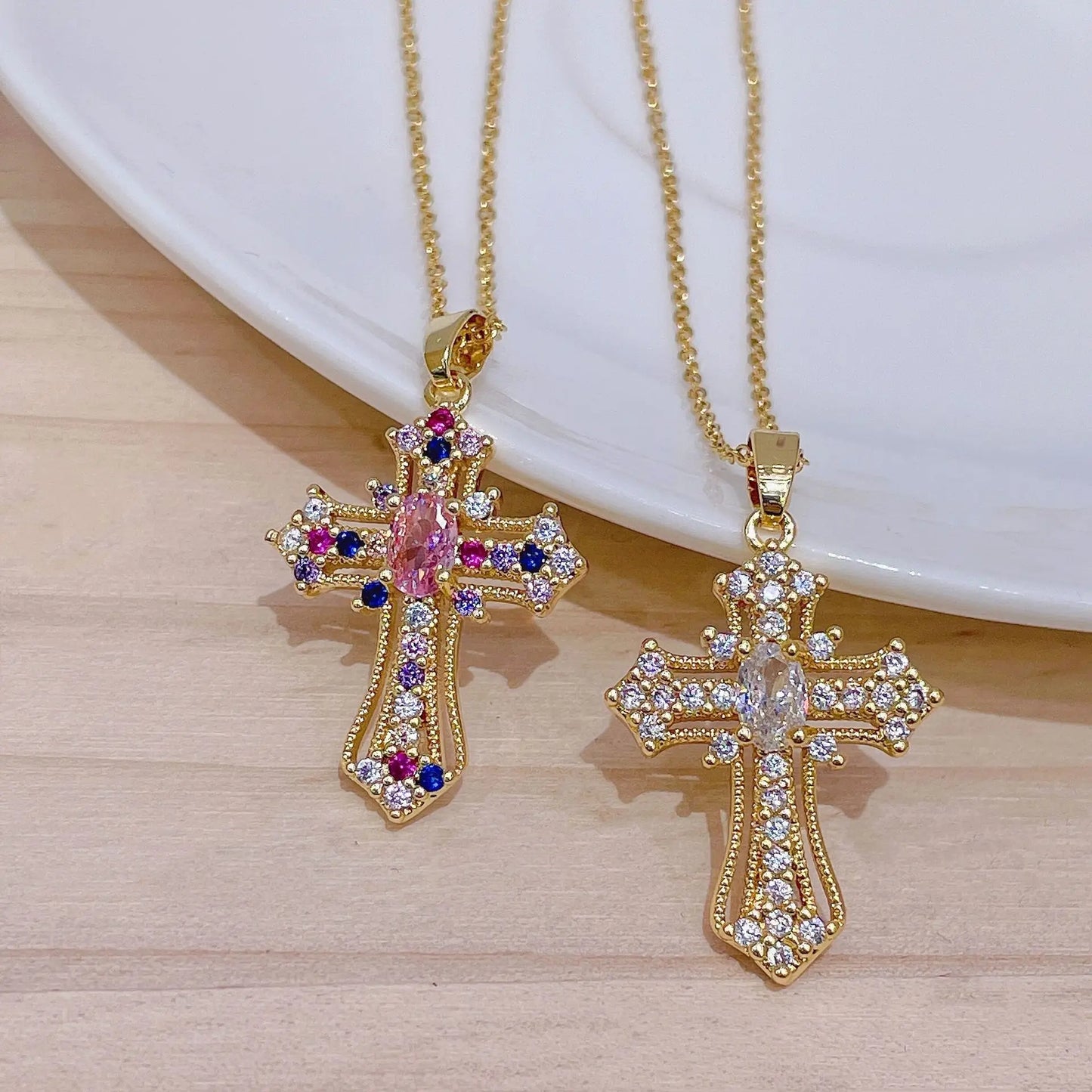 Cross pendant Zircon ston necklace