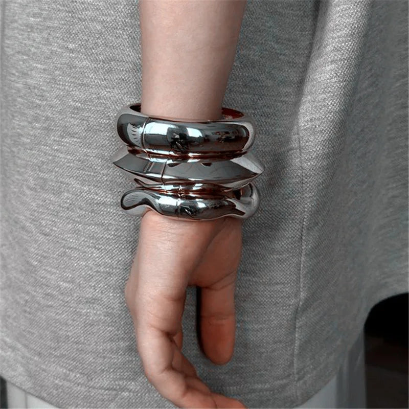 Rizana Vvntage resin geometric bracelets