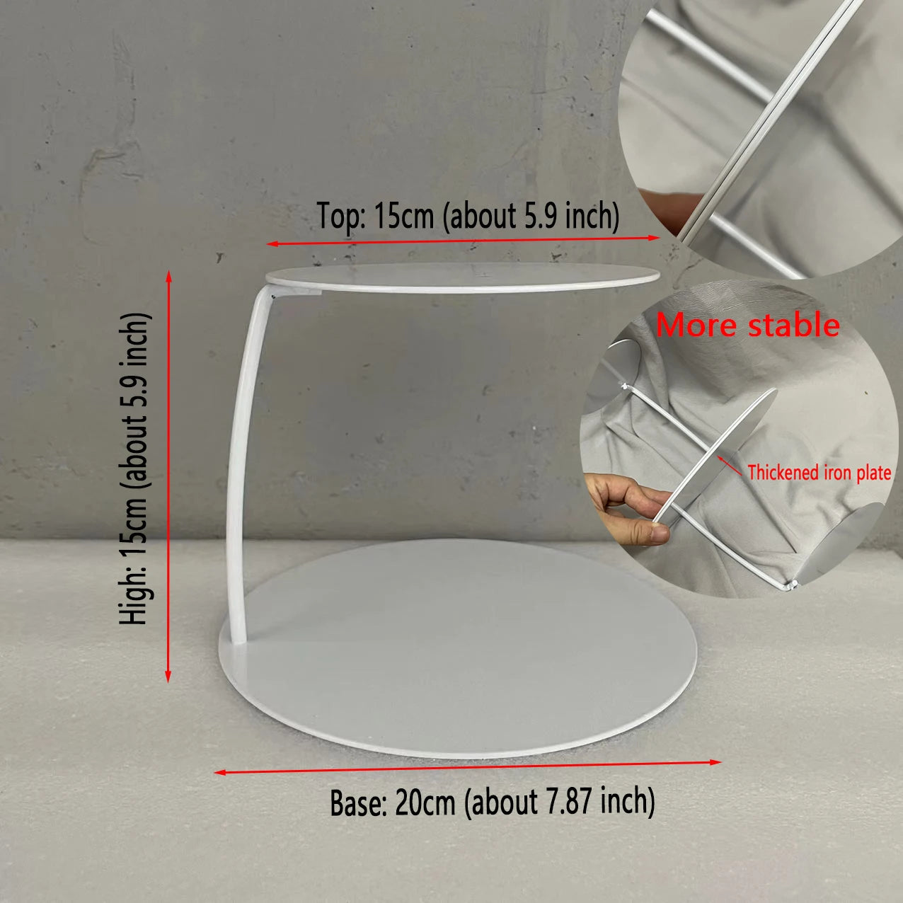 Cake stand floating