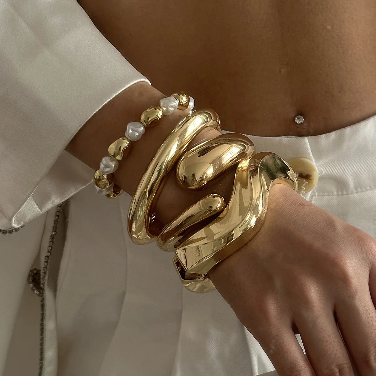 Rizana golden bracelets