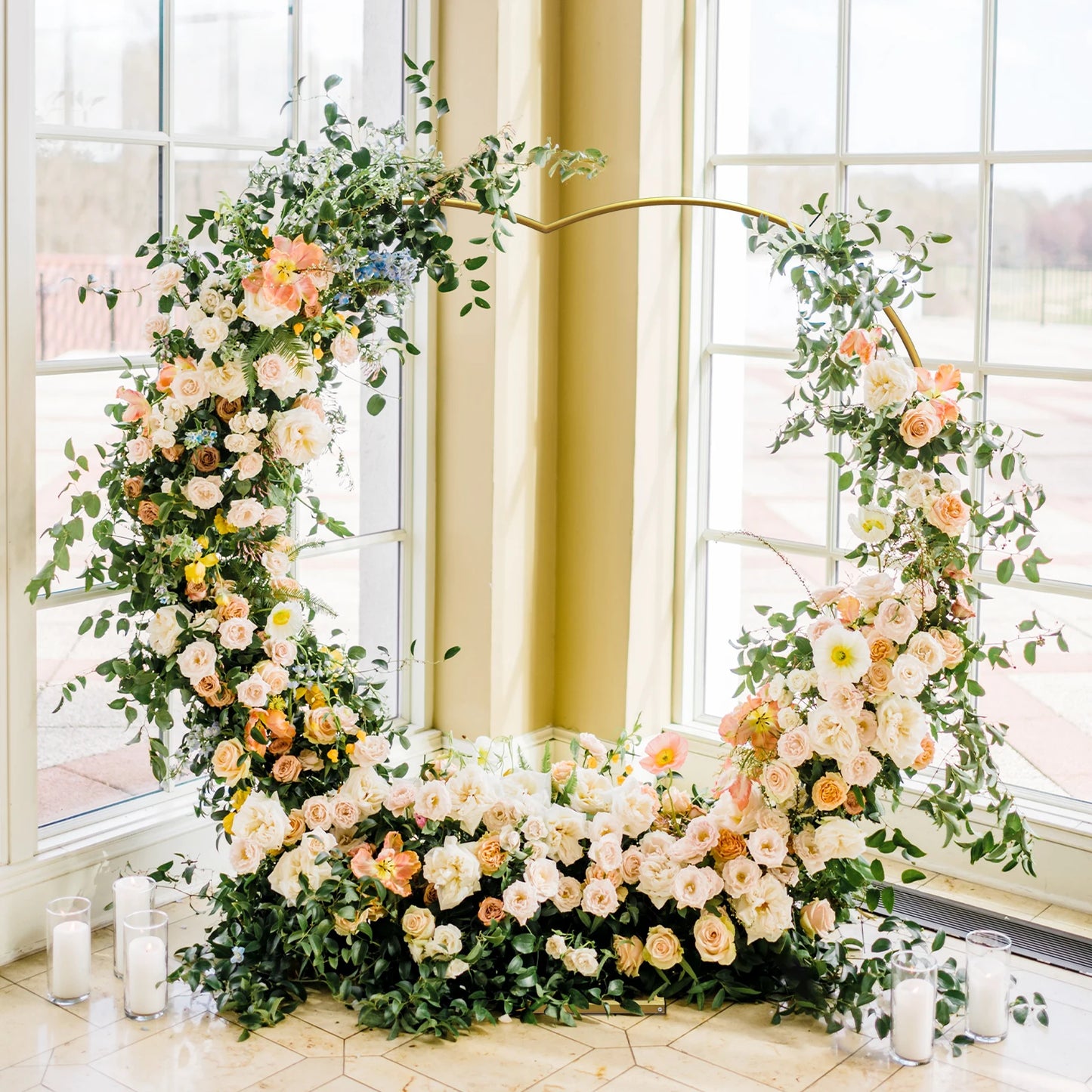 Gold heart backdrop arch stand
