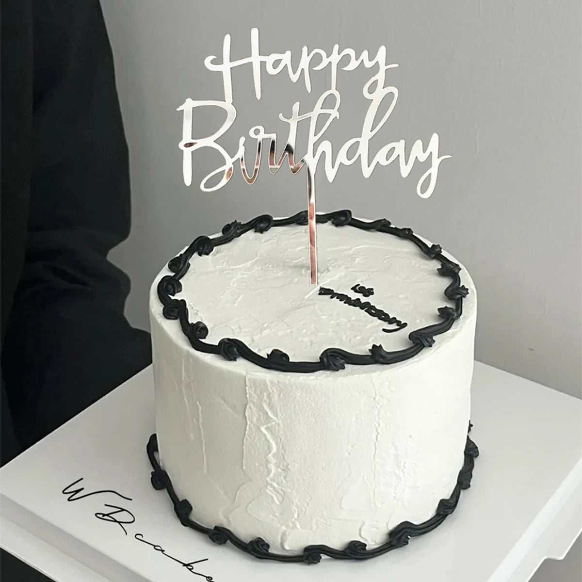Music theme cake decoration