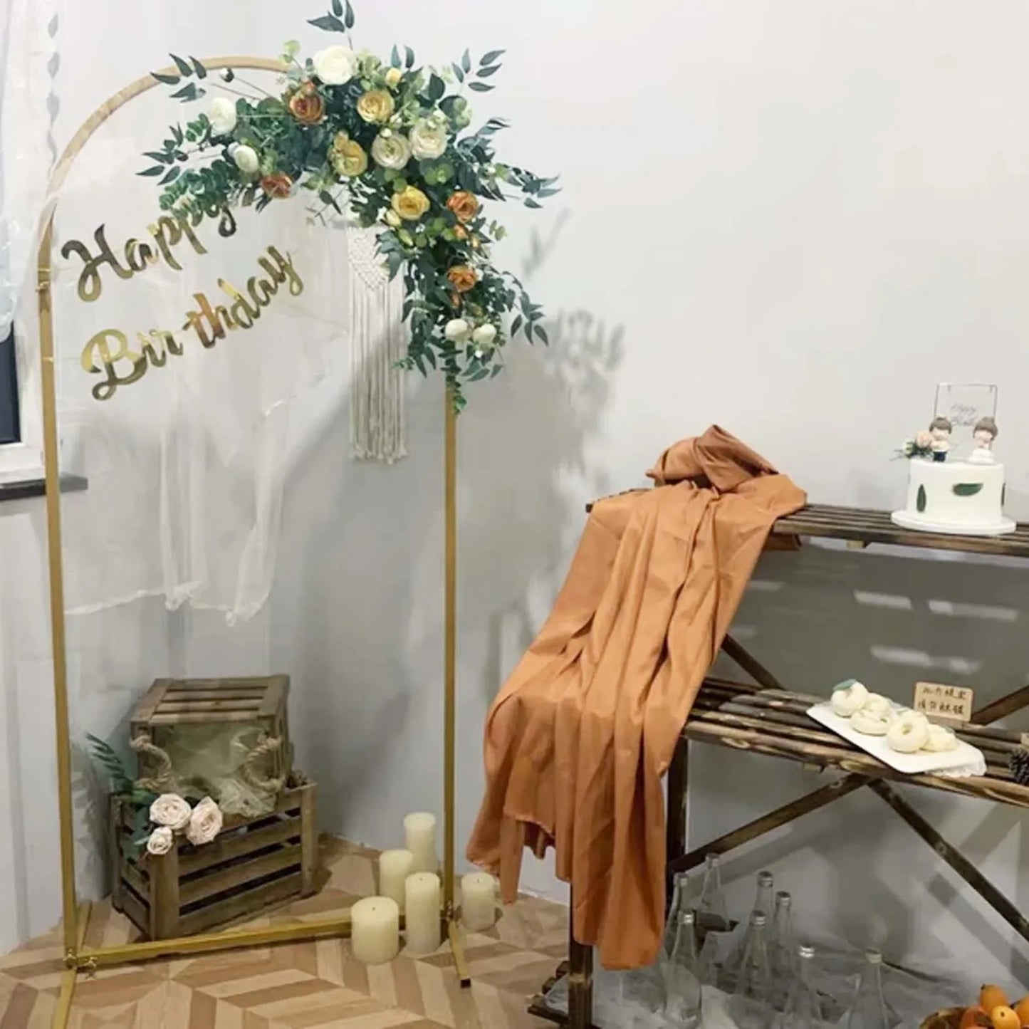 Set of gold Arch backdrop stands, decoration