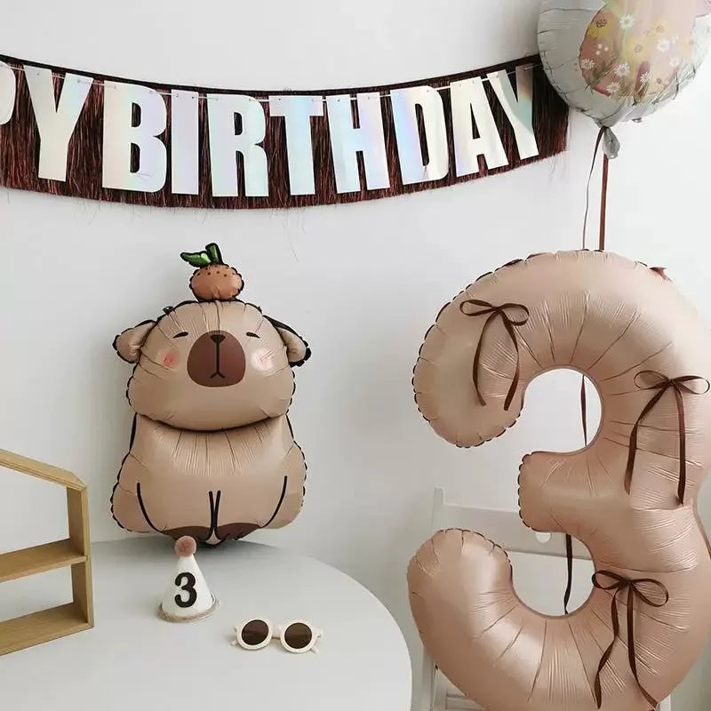 Capybara theme balloon