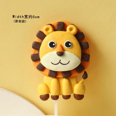 Forest animal cake decoration