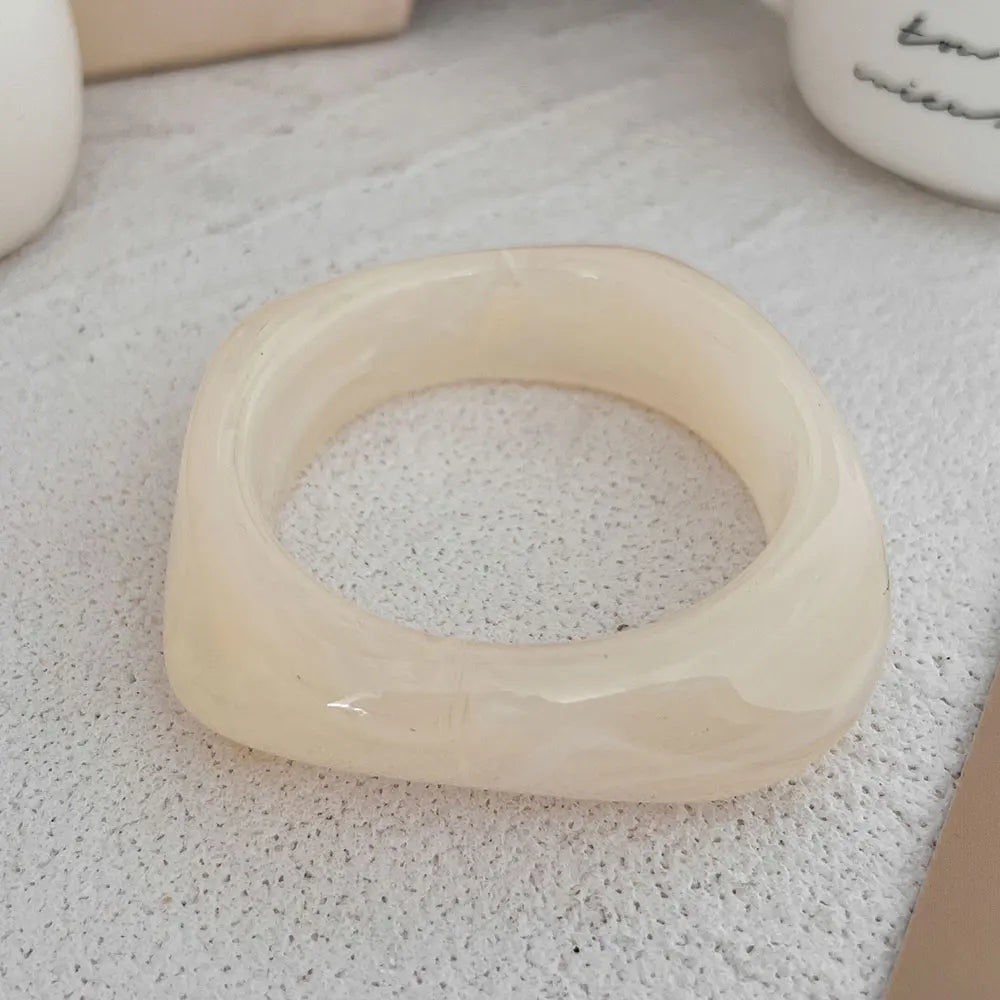 Rizana Vintage Chunky Resin Bangle