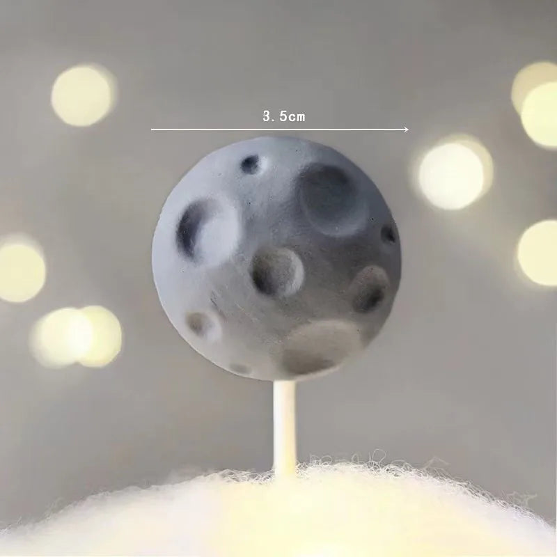 Space Astronaut cake decoration
