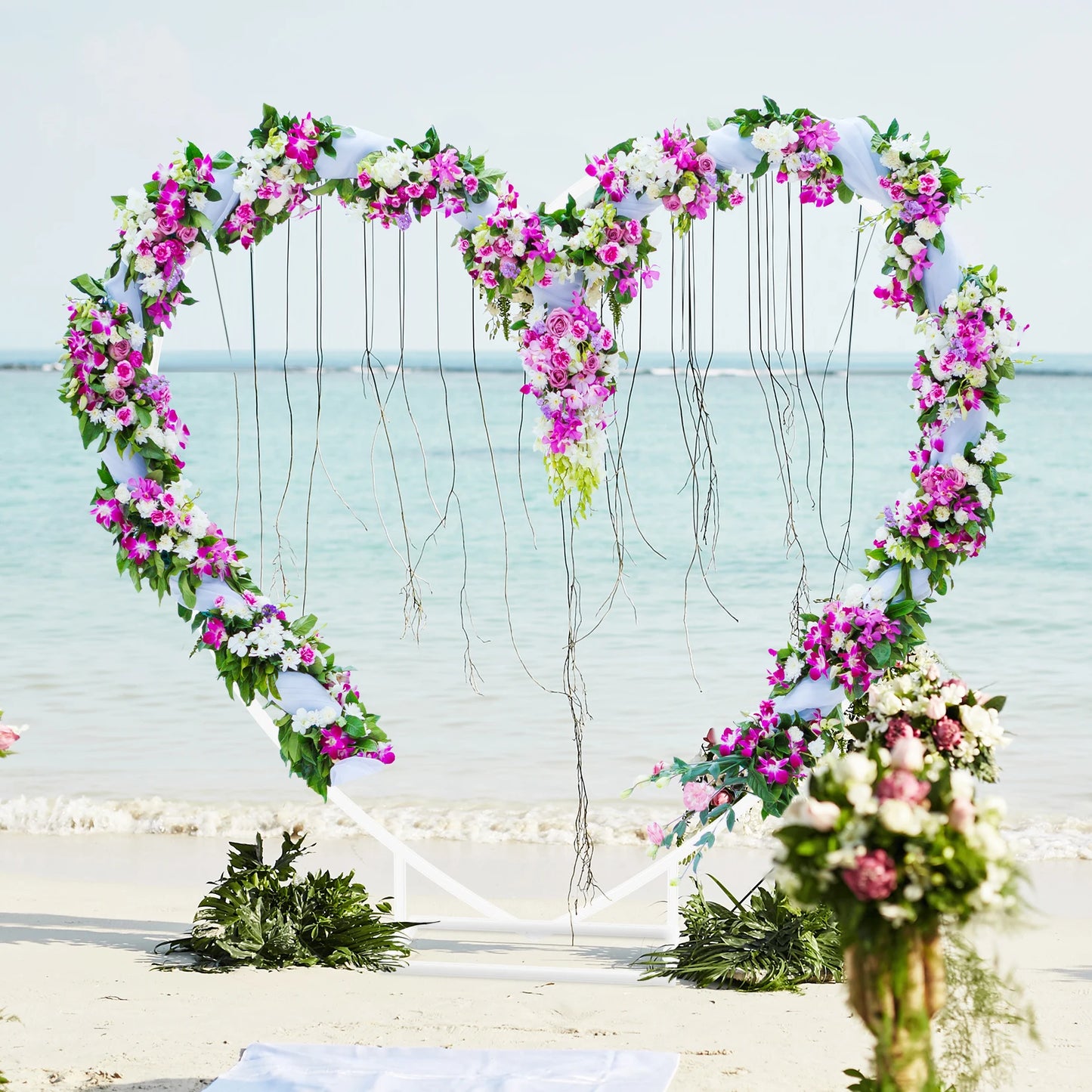 Heart metal arch backdrop stand decoration