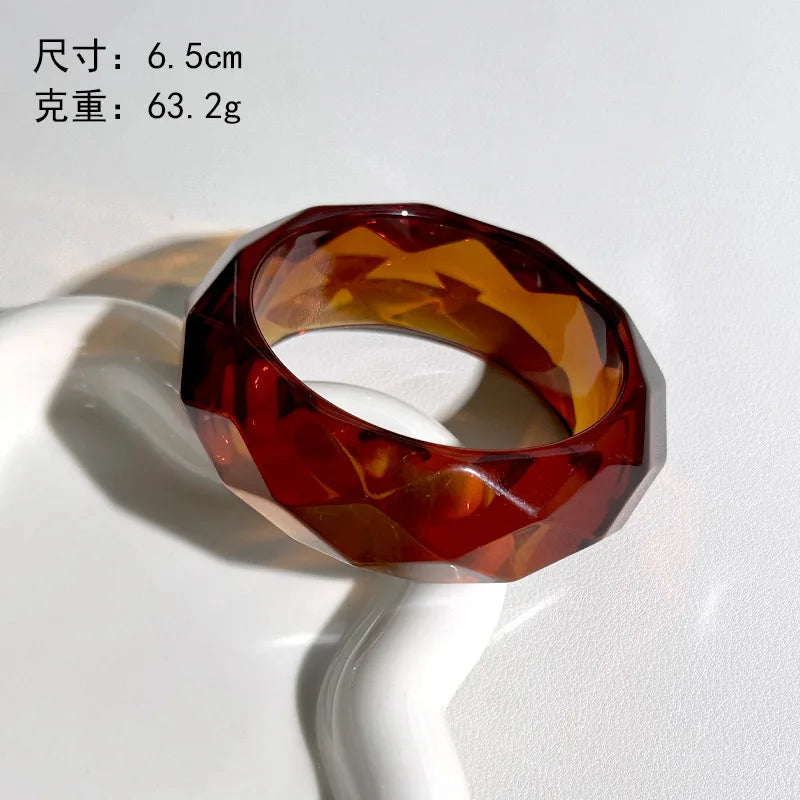 Rizana Vvntage resin geometric bracelets