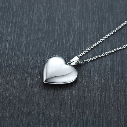 Monogram floral Oval heart locket pendant necklaces