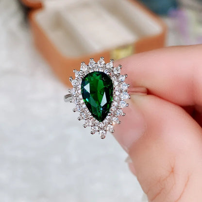 Lizza ring green Pear-shaped crystal