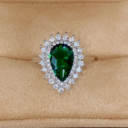 Lizza ring green Pear-shaped crystal