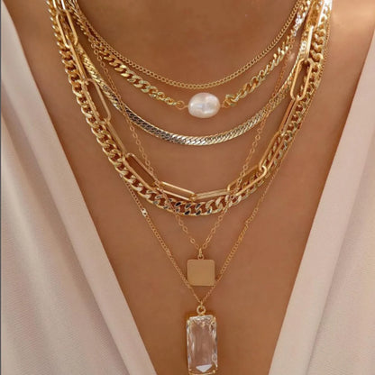 Sally necklaces