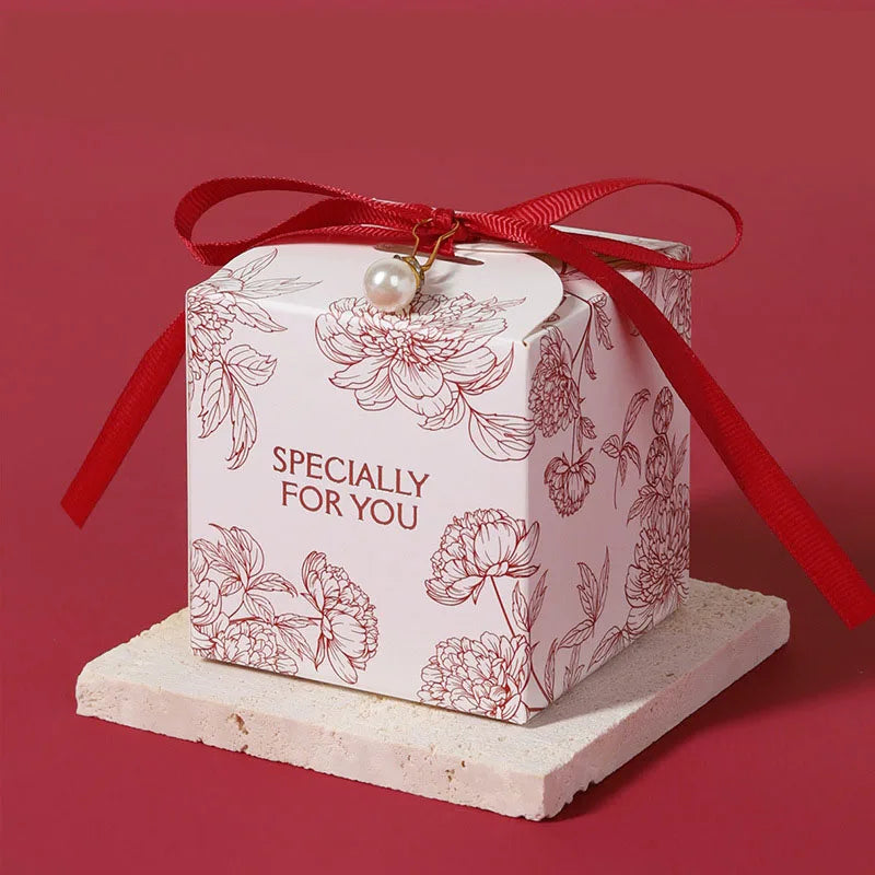 Customizable 7*7*7cm elegant gift box