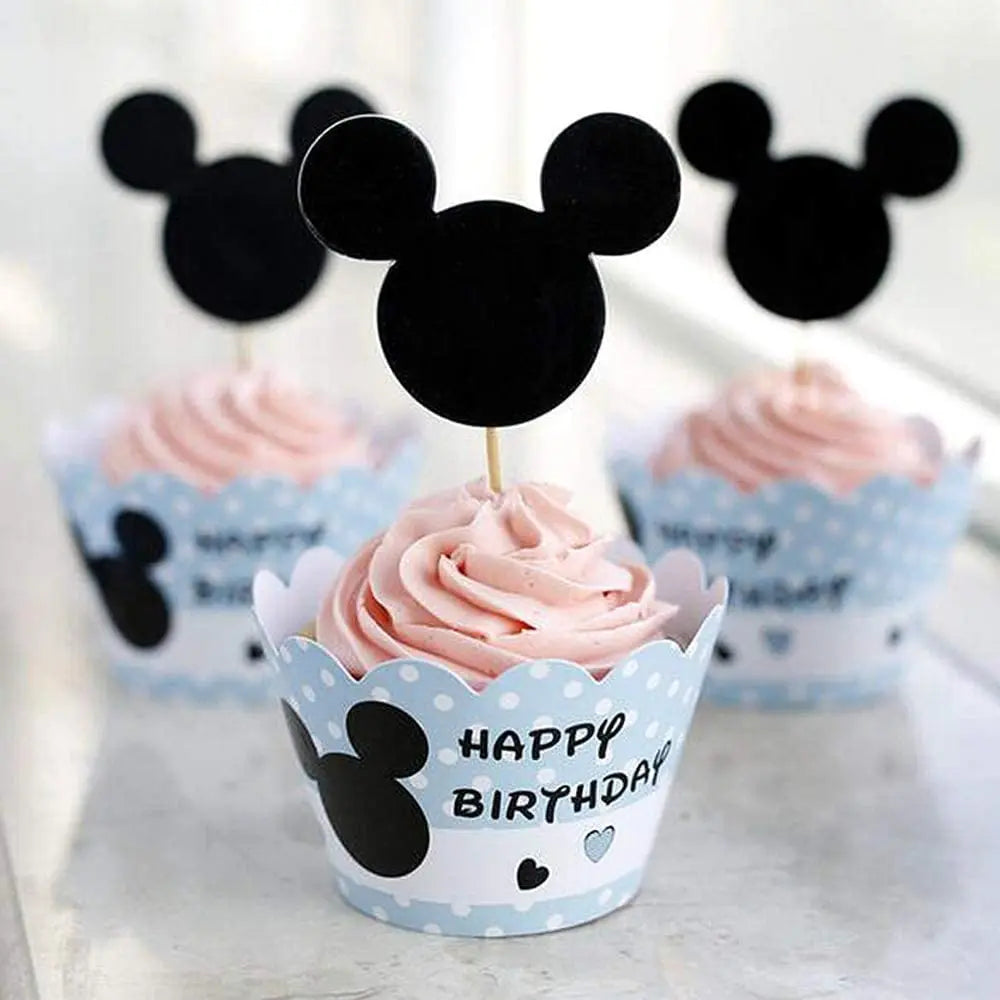 Minnie mouse cake decoration