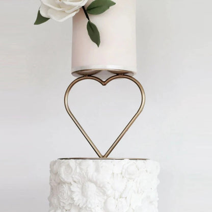 Cake stand floating
