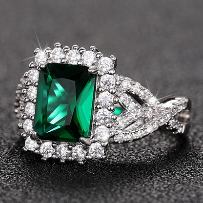 Lizza ring green Pear-shaped crystal