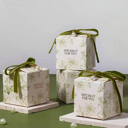 Customizable 7*7*7cm elegant gift box