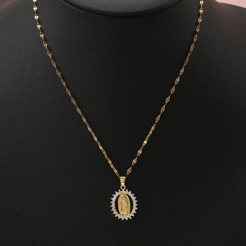 Maria Necklace