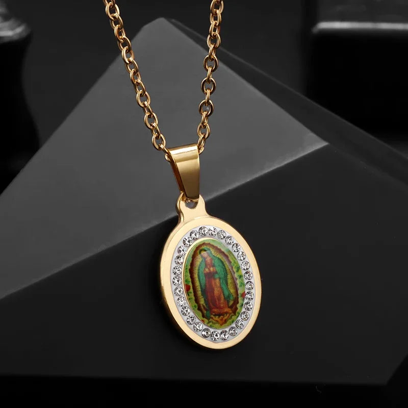Mary Necklace