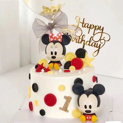 Minnie mouse cake decoration