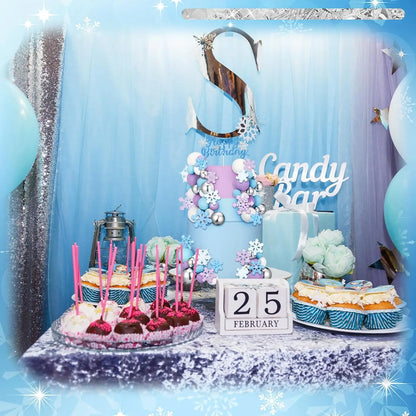 Snowflake cake decoration