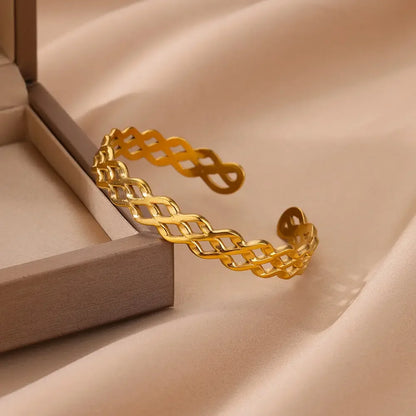 Baylies bracelet