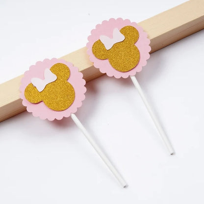 Minnie mouse cake decoration
