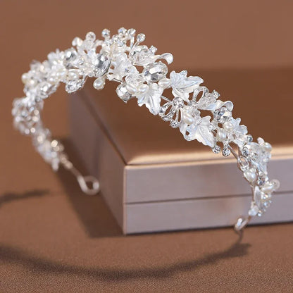 Dreamlike Bridal Tiara – Exquisite Classical Headwear